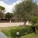 Gardiki Castle House * Halikounas