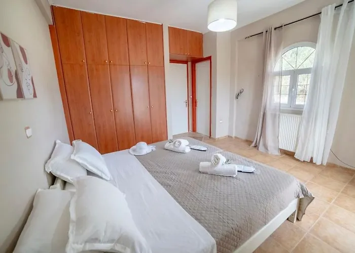 Appartamento Gardiki Castle House Halikounas