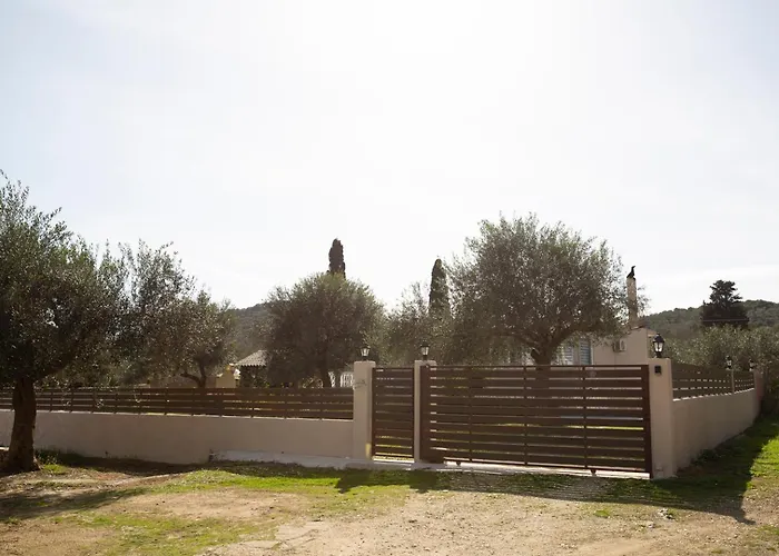 Appartamento Gardiki Castle House Halikounas